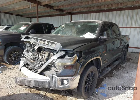 2018 Toyota Tundra Sr5 5.7L V8 z USA, uszkodzony, nr VIN 5TFDW5F16JX698796